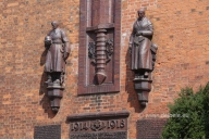 kriegerdenkmal-petrikirche_7303